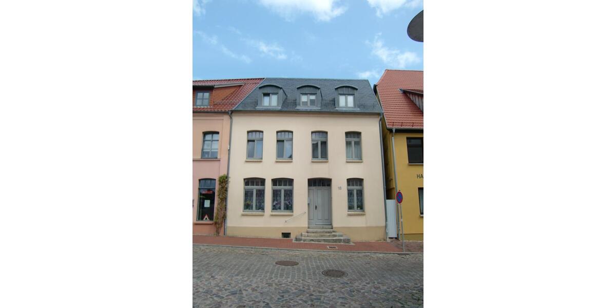 Dachgeschoßwohnung Plau am See - 3 Zimmer, 74 m&sup2;, 480&euro; | Angebot:25966508