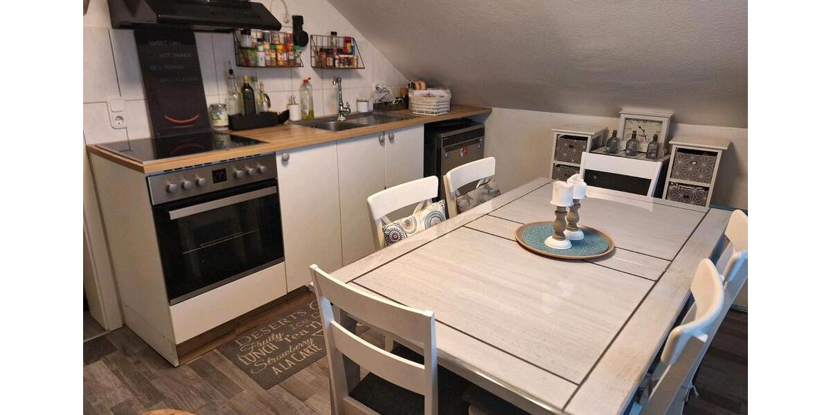 Dachgeschoßwohnung Halver - 3 Zimmer, 75 m&sup2;, 550&euro; | Angebot:24308013