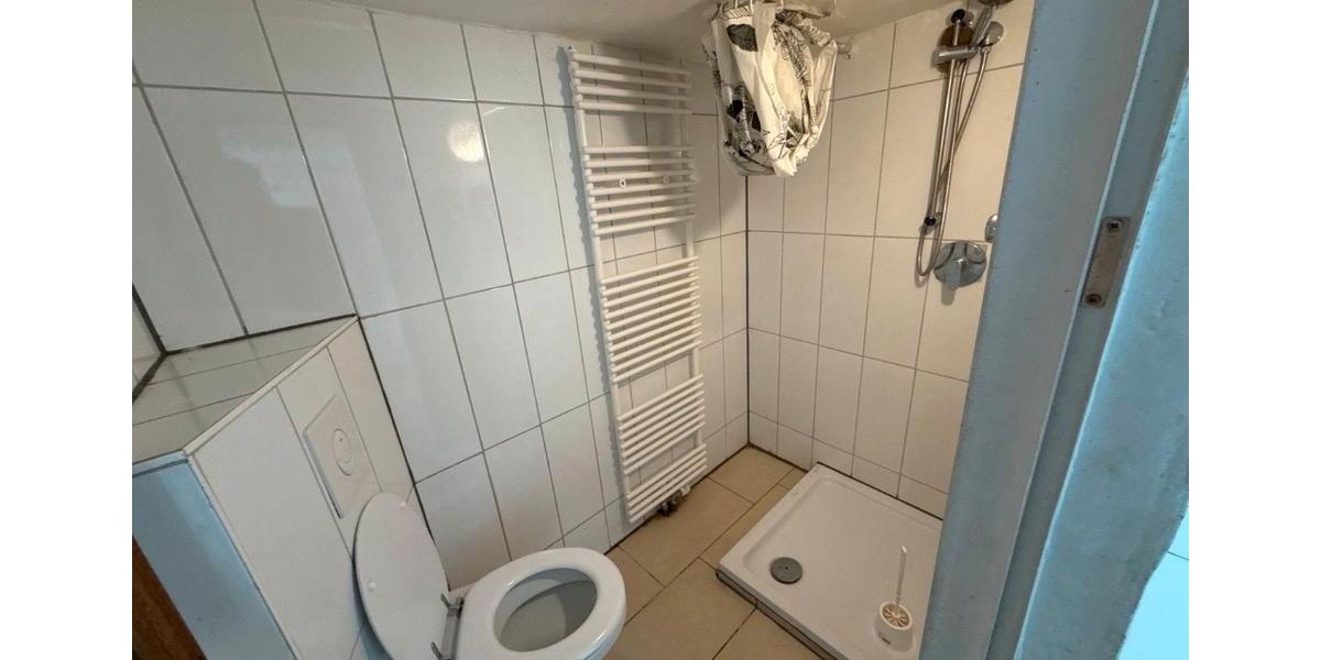 Dachgeschoßwohnung Merzig - 2 Zimmer, 33 m&sup2;, 500&euro; | Angebot:26604981