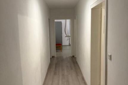 Wohnung Lehrte - 3 Zimmer, 71 m&sup2;, 700&euro; | Angebot:25105475
