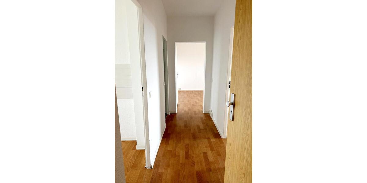 Etagenwohnung Borna - 5 Zimmer, 127 m&sup2;, 766&euro; | Angebot:24784492