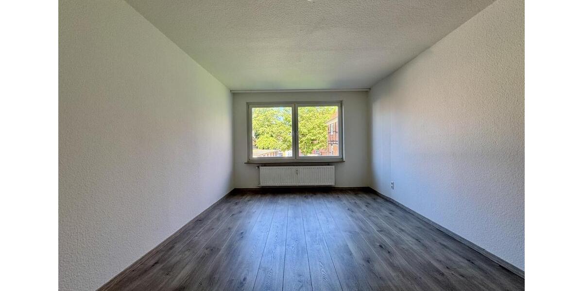Etagenwohnung Nienburg (Weser) - 5 Zimmer, 107 m&sup2;, 990&euro; | Angebot:24347326