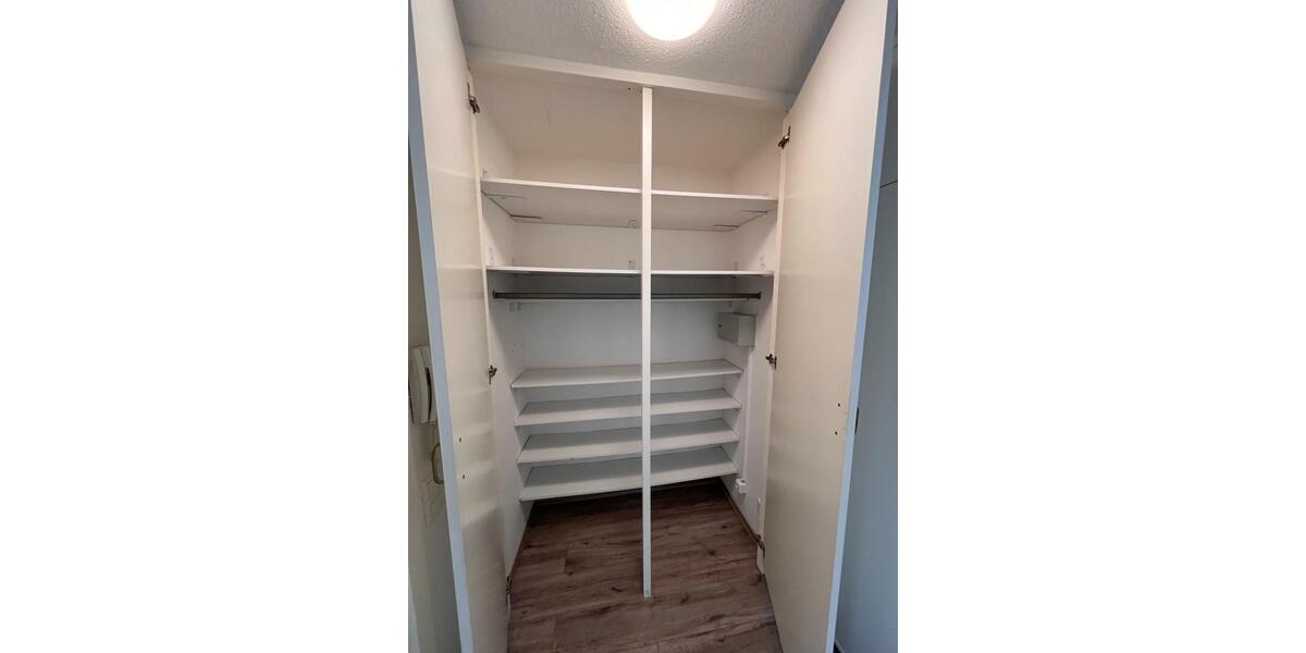 Wohnen auf Zeit Köln Rodenkirchen - 1 Zimmer, 38 m&sup2;, 860&euro; | Angebot:26043518