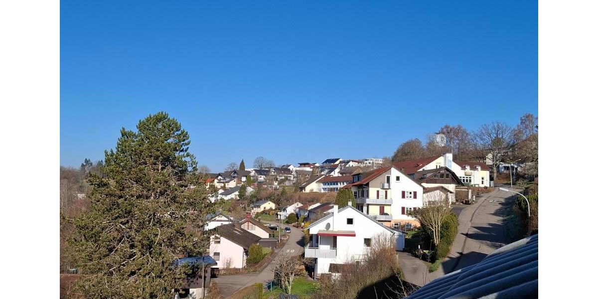 Dachgeschoßwohnung Altensteig - 2 Zimmer, 45 m&sup2;, 500&euro; | Angebot:25935949