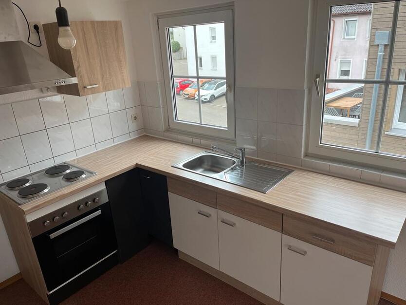 Dachgeschoßwohnung zu vermieten(Stadtmitte)