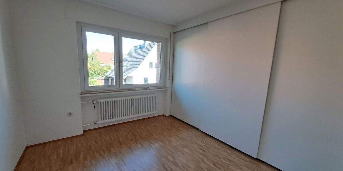 Sehr schöne 4-5-Zimmerwohnung mit großem Balkon in Kassel-Harleshausen 4 zimmer