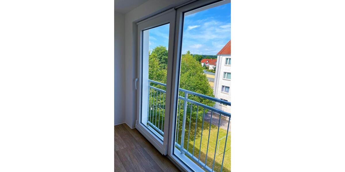 Etagenwohnung Weida - 3 Zimmer, 95 m&sup2;, 594&euro; | Angebot:21380005