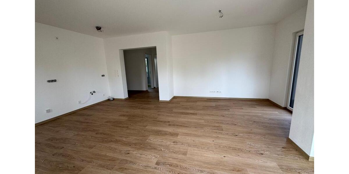 Erdgeschoßwohnung Schierling - 2 Zimmer, 82 m&sup2;, 900&euro; | Angebot:26638683