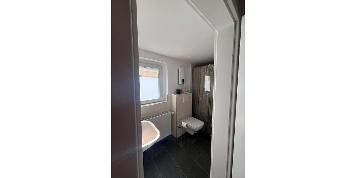 Gewerbeobjekt Düsseldorf Stadtbezirk 8 - 1.350&euro; | Angebot:26366474