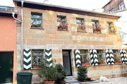 Kleines verborgenes wunderschönes Schmuckstück im Herzen von Fürth.... 4 zimmer