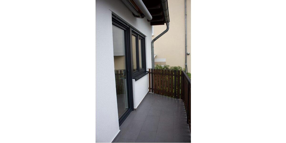Etagenwohnung Mainz Lerchenberg - 3 Zimmer, 87 m&sup2;, 1.200&euro; | Angebot:26585996