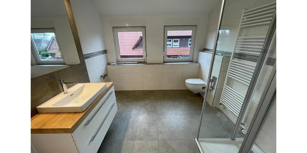 Dachgeschoßwohnung Twistringen - 3 Zimmer, 82 m&sup2;, 950&euro; | Angebot:24398624