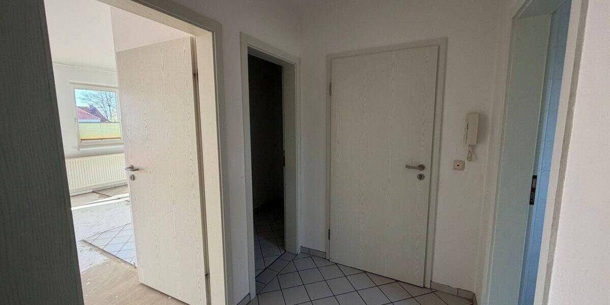 Etagenwohnung Röbel - 2 Zimmer, 49 m&sup2;, 500&euro; | Angebot:26875675