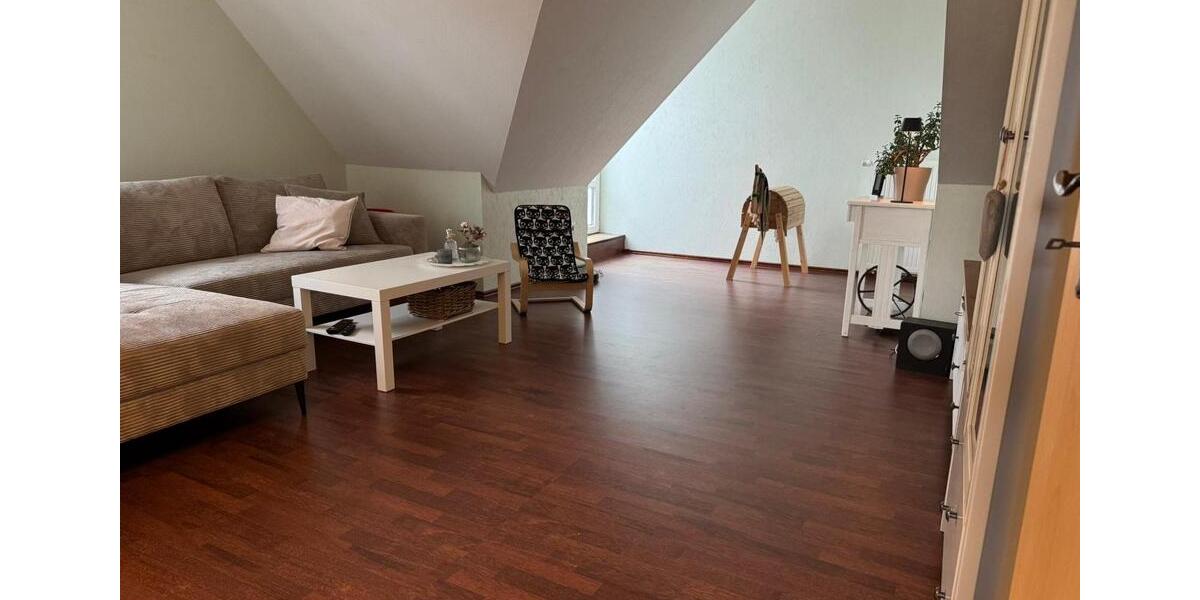Etagenwohnung Upgant-Schott Schott - 4 Zimmer, 100 m&sup2;, 625&euro; | Angebot:24705809