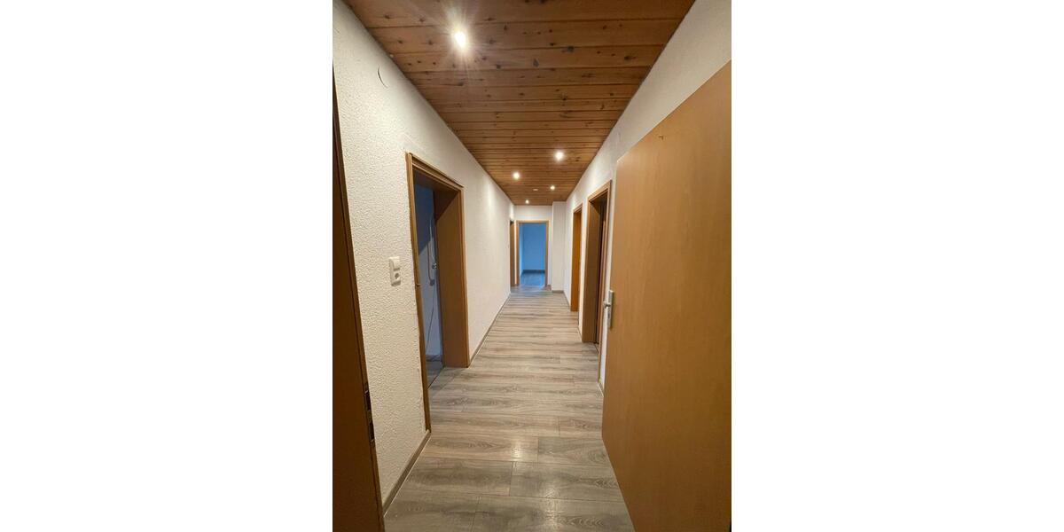 Etagenwohnung Günzburg - 3 Zimmer, 86 m&sup2;, 1.250&euro; | Angebot:26596684