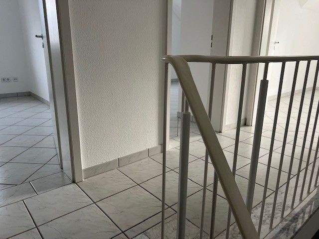 Hell - modern - top gepflegt: Doppelhaushälfte in Baar-Ebenhausen 4 zimmer