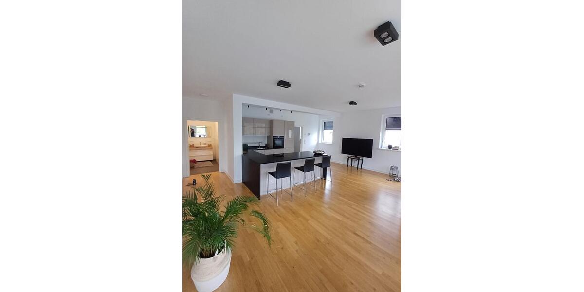 Etagenwohnung Ahnatal - 3 Zimmer, 119 m&sup2;, 1.860&euro; | Angebot:25415136