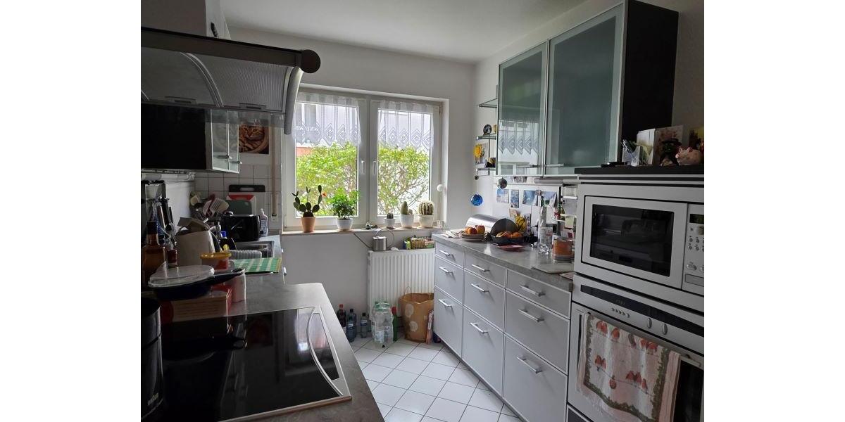 Erdgeschoßwohnung Bad Salzuflen - 3 Zimmer, 113 m&sup2;, 1.100&euro; | Angebot:26035181