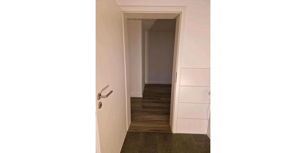 Etagenwohnung Anklam - 2 Zimmer, 82 m&sup2;, 700&euro; | Angebot:24978673