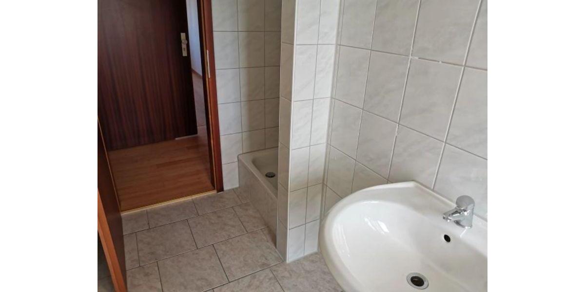 Etagenwohnung Jüterbog - 3 Zimmer, 78 m&sup2;, 734&euro; | Angebot:25914013