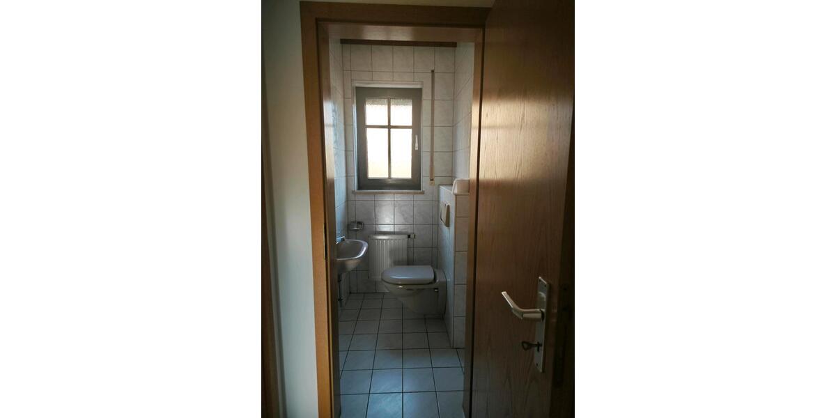 Etagenwohnung Gunzenhausen - 3 Zimmer, 77 m&sup2;, 700&euro; | Angebot:25657295