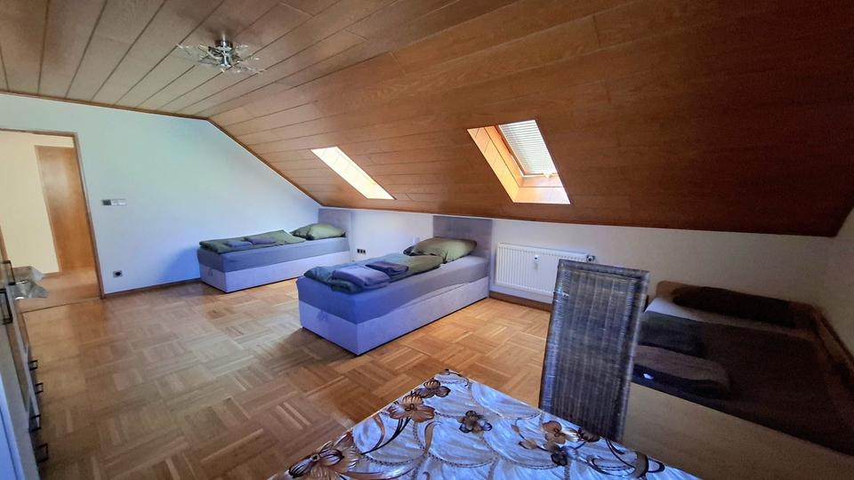 Dachgeschoßwohnung Neunburg vorm Wald - 4 Zimmer, 140 m&sup2;, 240&euro; | Angebot:25975839