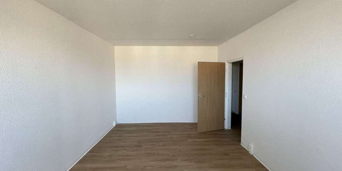 Etagenwohnung Rostock Evershagen - 1 Zimmer, 32 m&sup2;, 270&euro; | Angebot:25266228