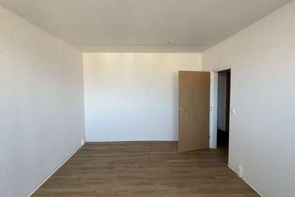 Wohnung Rostock Evershagen - 1 Zimmer, 32 m&sup2;, 270&euro; | Angebot:25266228