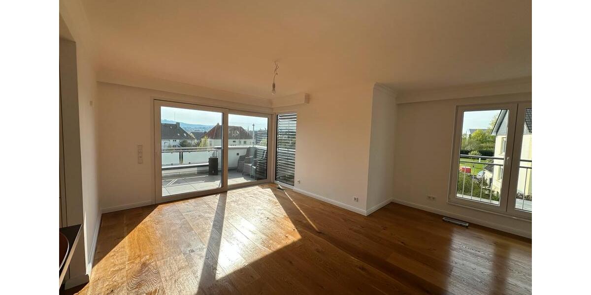 Einfamilienhaus Detmold - 3 Zimmer, 142 m&sup2;, 1.470&euro; | Angebot:26223551