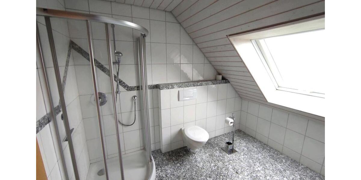 Dachgeschoßwohnung Glatten - 2 Zimmer, 75 m&sup2;, 65&euro; | Angebot:24833113