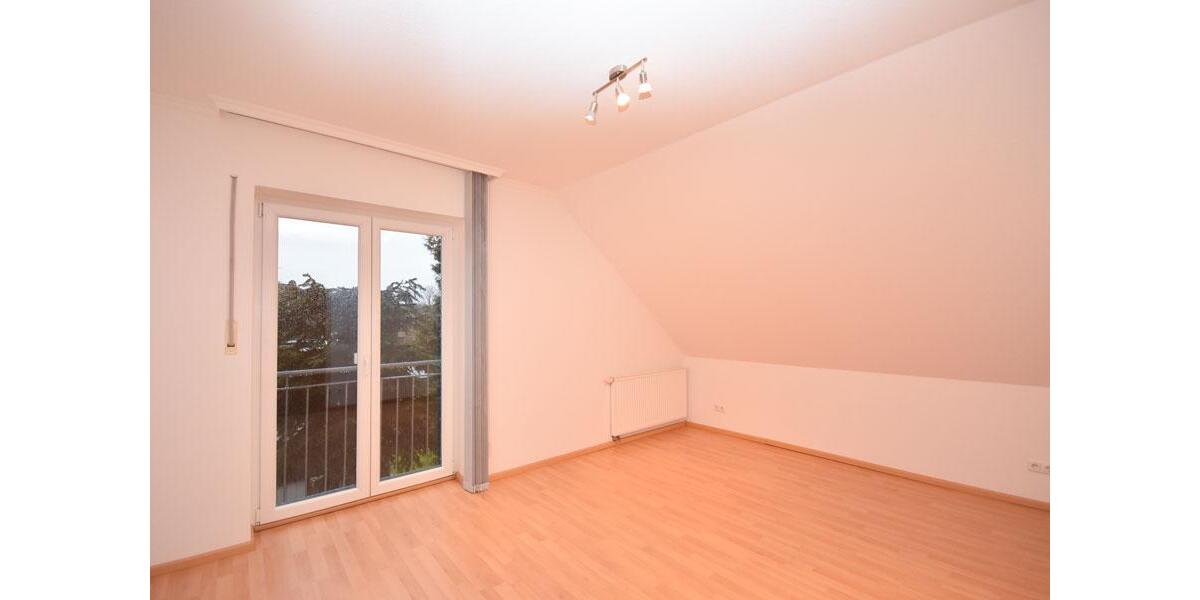 Dachgeschoßwohnung Sassenburg - 2 Zimmer, 63 m&sup2;, 600&euro; | Angebot:26424345