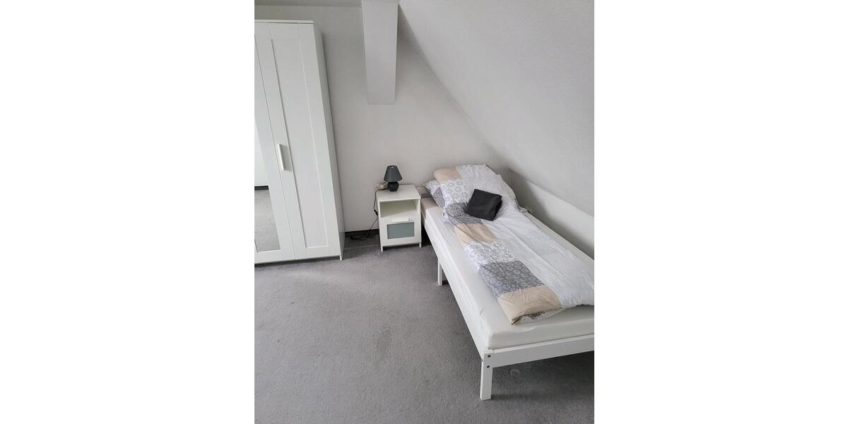 Wohnen auf Zeit Erlensee - 6 Zimmer, 160 m&sup2;, 30&euro; | Angebot:26624813