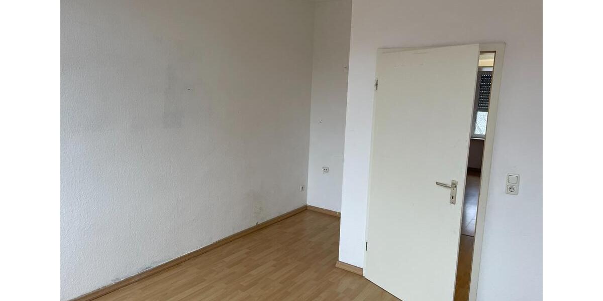 Etagenwohnung Wuppertal - 3 Zimmer, 83 m&sup2;, 535&euro; | Angebot:25257723