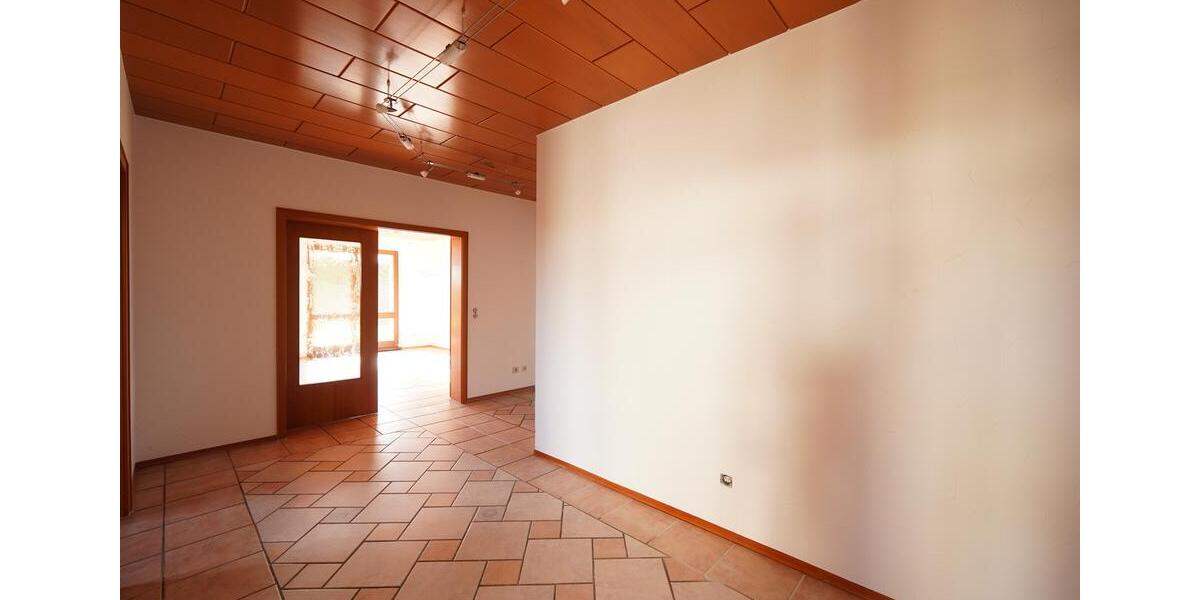 Einfamilienhaus Gerabronn - 6.5 Zimmer, 287 m&sup2;, 1.440&euro; | Angebot:23632903