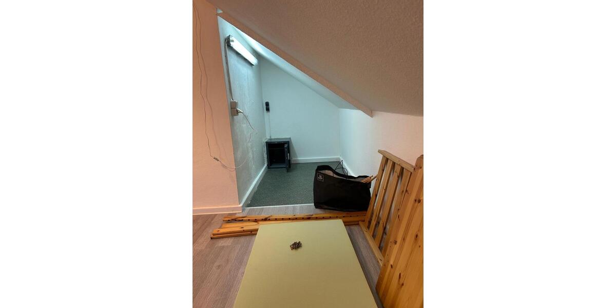 Etagenwohnung Bad Wildungen - 5 Zimmer, 125 m&sup2;, 1.200&euro; | Angebot:26135602