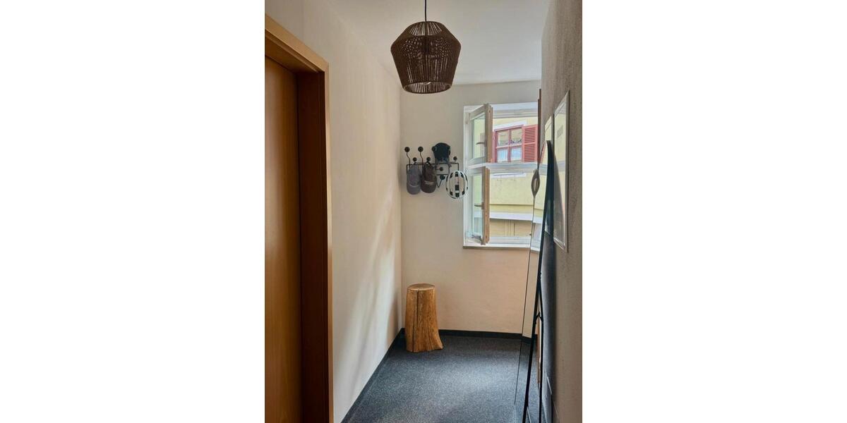 Etagenwohnung Dinkelsbühl - 2 Zimmer, 92 m&sup2;, 849&euro; | Angebot:25983261