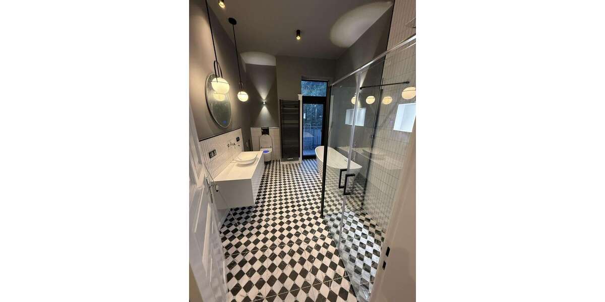 Etagenwohnung Kiel Wik - 3 Zimmer, 80 m&sup2;, 1.600&euro; | Angebot:26759360