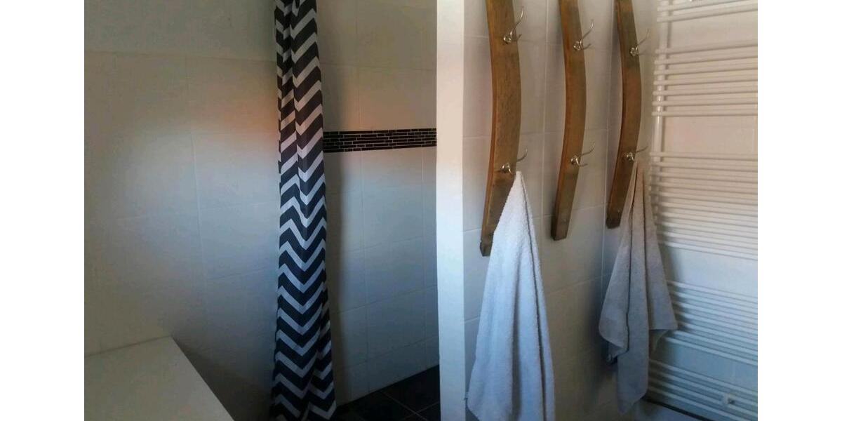 Wohnen auf Zeit Edenkoben - 3 Zimmer, 95 m&sup2;, 450&euro; | Angebot:24867961