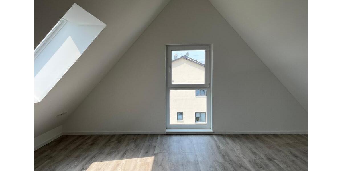 Doppelhaushälfte Markt Erlbach - 5 Zimmer, 121 m&sup2;, 1.690&euro; | Angebot:25652631