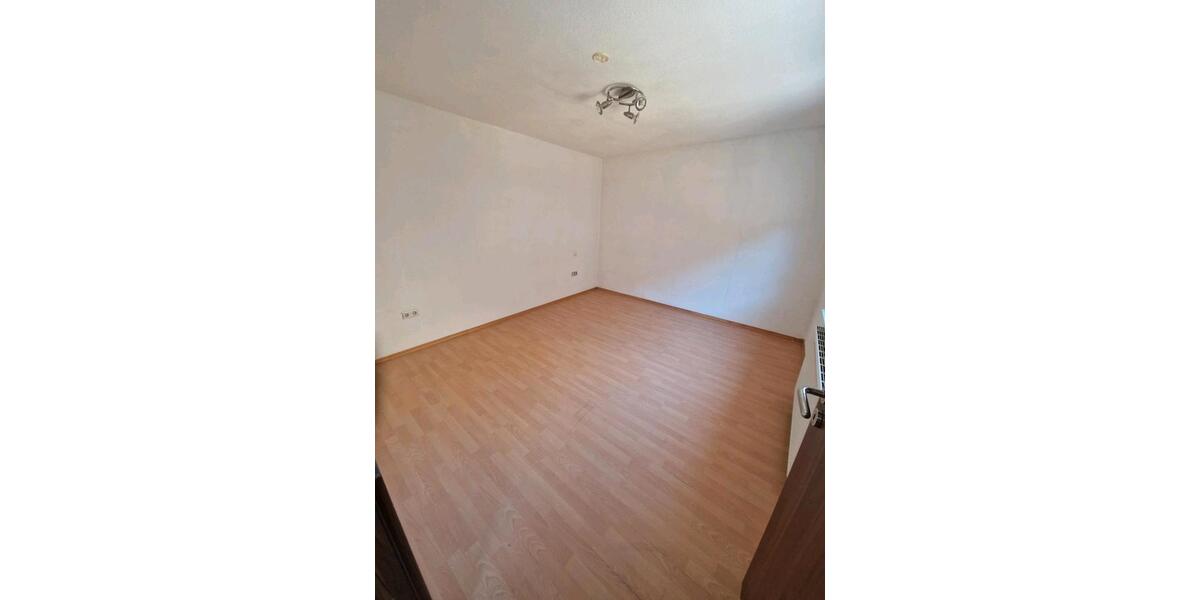 Einfamilienhaus Edenkoben - 5 Zimmer, 145 m&sup2;, 1.550&euro; | Angebot:26230927