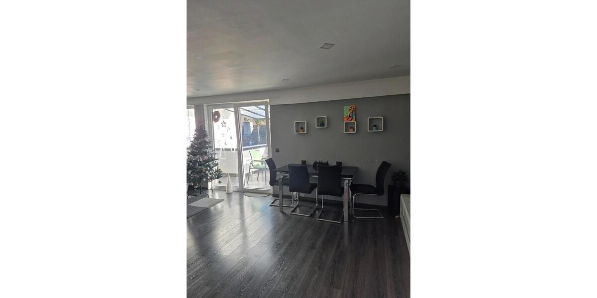 Erdgeschoßwohnung Netphen - 3 Zimmer, 100 m&sup2;, 1.250&euro; | Angebot:25311543