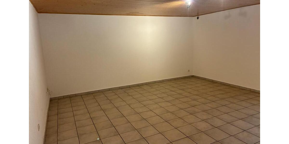 Etagenwohnung Schwetzingen - 1 Zimmer, 58 m&sup2;, 650&euro; | Angebot:25656038