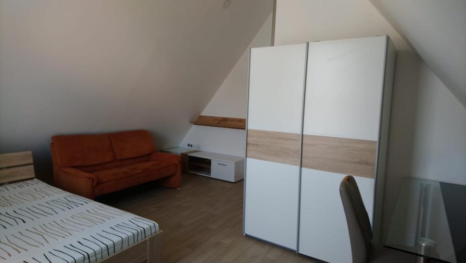 Wohnen auf Zeit Aalen - 2 Zimmer, 20 m&sup2;, 440&euro; | Angebot:25943601