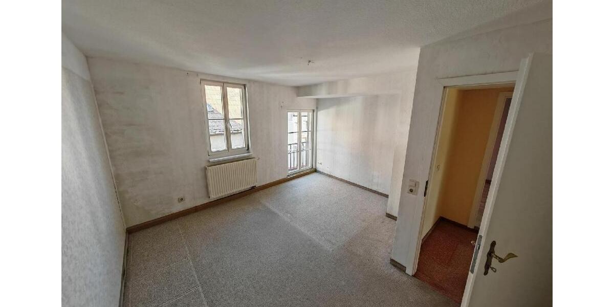 Etagenwohnung Eisleben (Lutherstadt) - 4 Zimmer, 66 m&sup2;, 390&euro; | Angebot:24866478