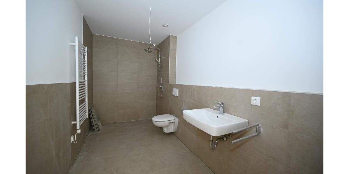 Etagenwohnung Seubersdorf - 4 Zimmer, 123 m&sup2;, 1.190&euro; | Angebot:24823248