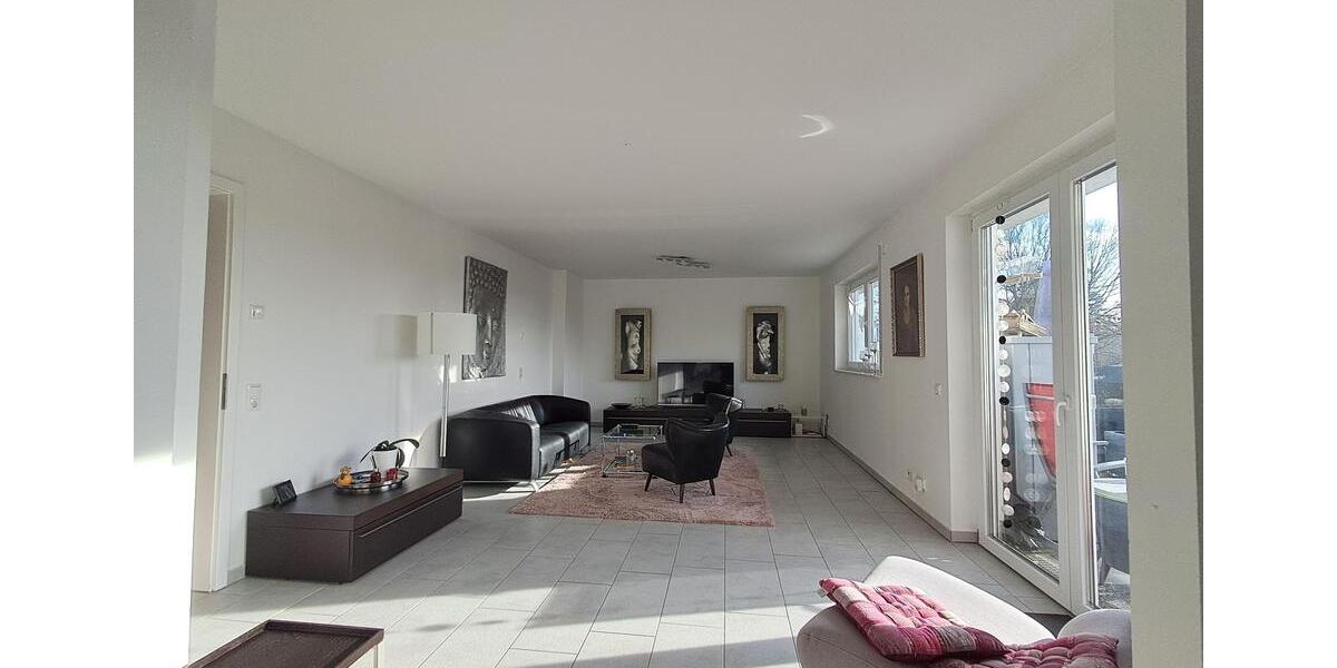 Etagenwohnung Bergisch Gladbach Alt-Frankenforst - 4 Zimmer, 140 m&sup2;, 1.820&euro; | Angebot:25079589