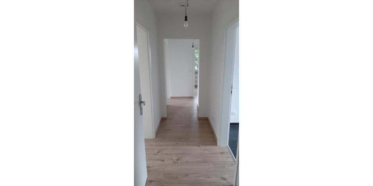 Etagenwohnung Moers - 3.5 Zimmer, 68 m&sup2;, 649&euro; | Angebot:26551661