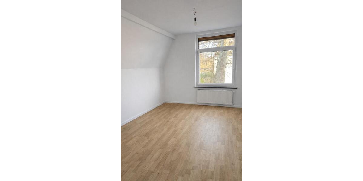 Einfamilienhaus Elsfleth - 5 Zimmer, 155 m&sup2;, 1.250&euro; | Angebot:25406111