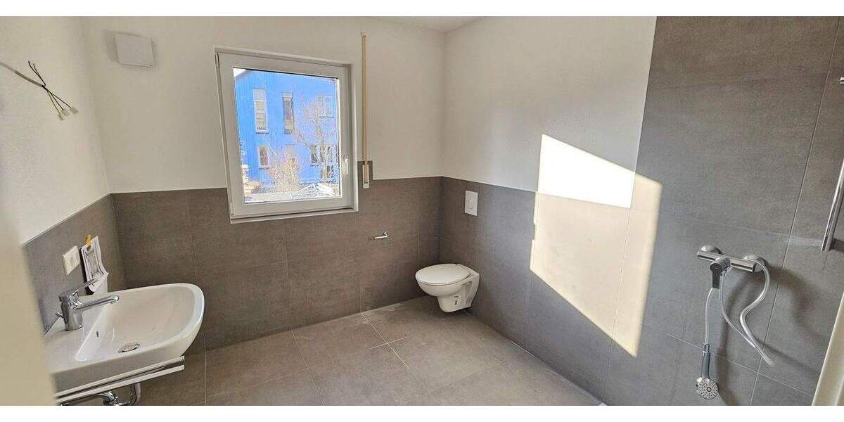 Etagenwohnung Amberg Ammersricht - 2 Zimmer, 60 m&sup2;, 750&euro; | Angebot:25727972