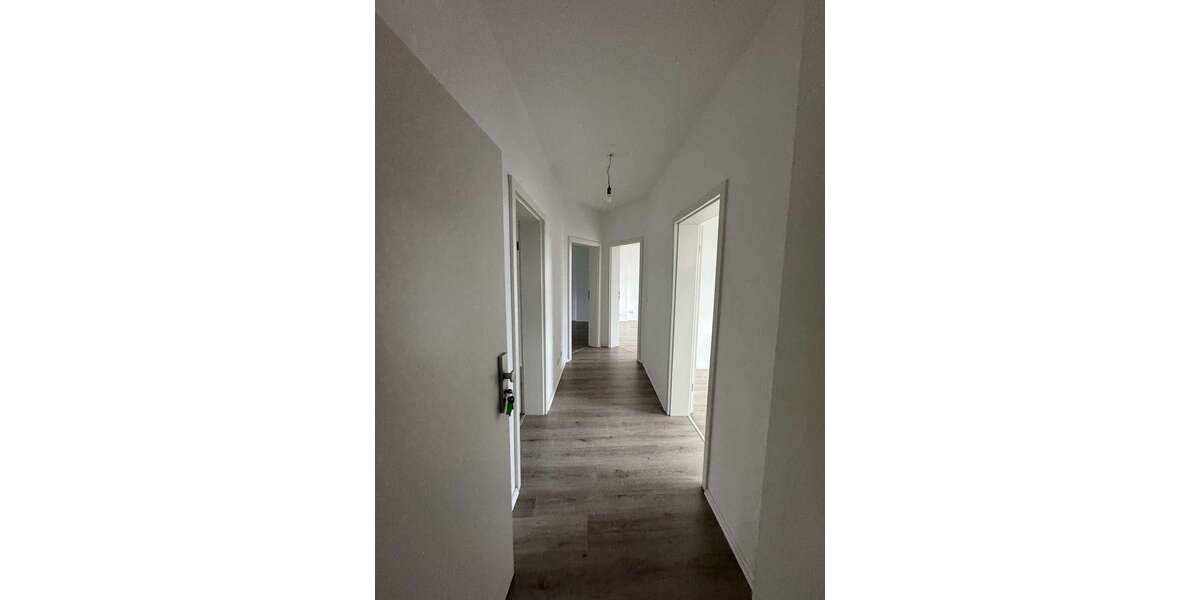 Wohnung zum Mieten in Oberhausen 465 € 66.74 m² 3 zimmer